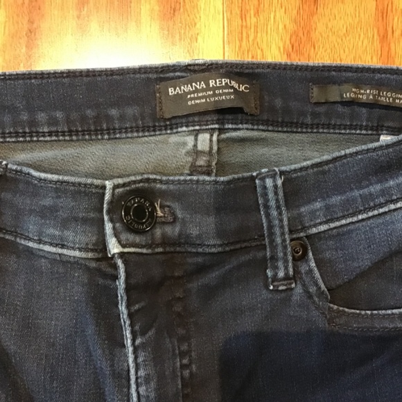 Banana Republic High-Rise Legging Jeans - Picture 4 of 4